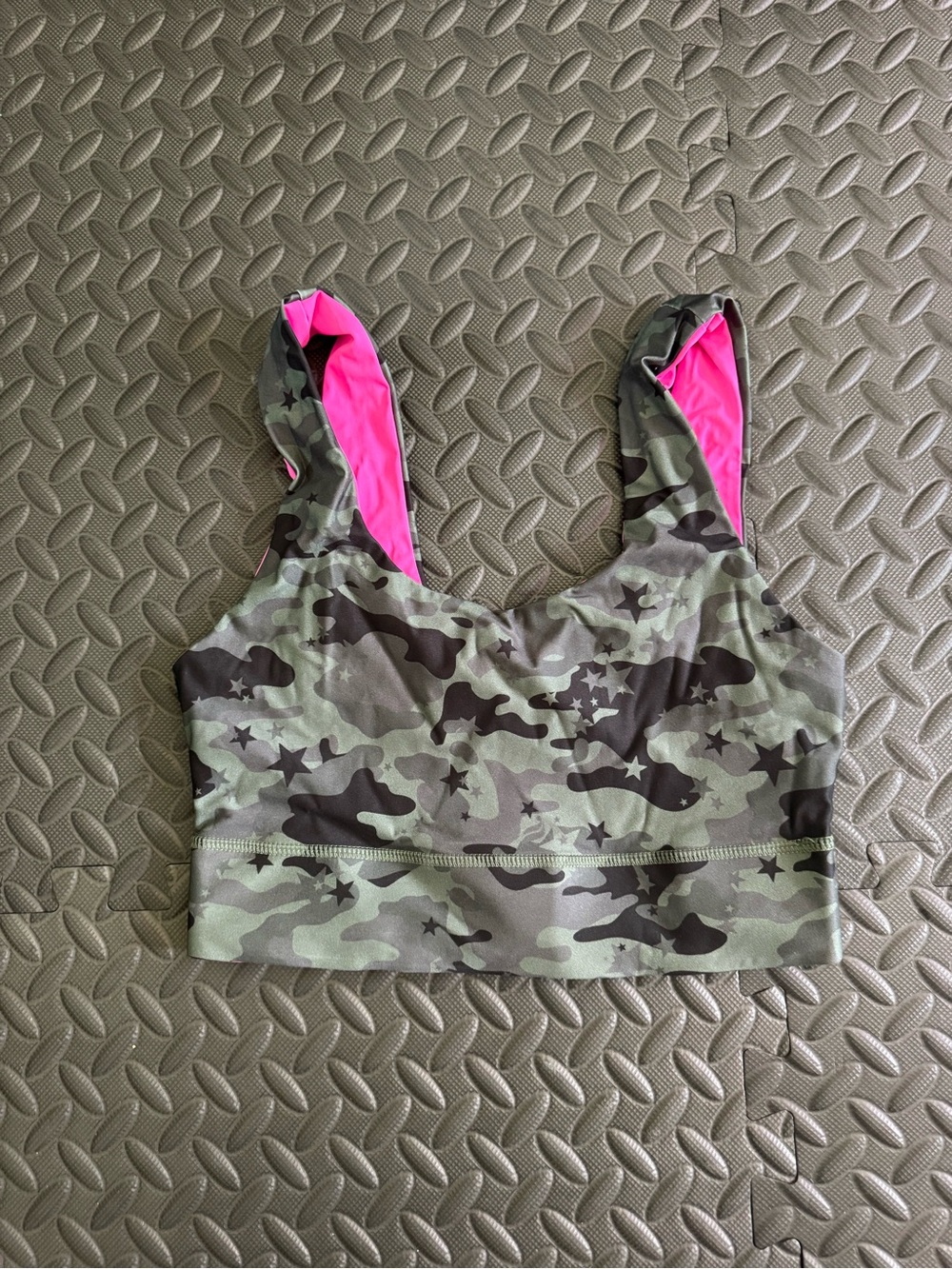 Reversible Fabletics Camo Star Sports Bra with Bright Pink Lining